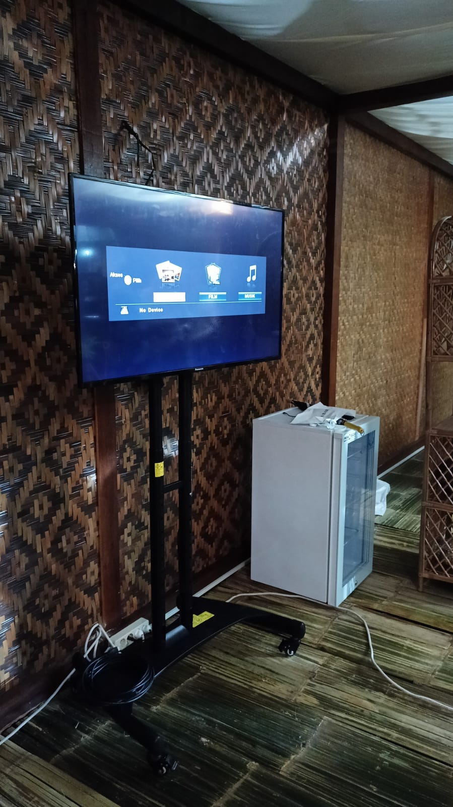 PENGADAAN RENTAL TV PURWOKERTO
